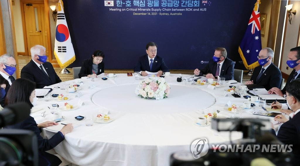 (جديد) الرئيس مون يشدد على أهمية التعاون بين كوريا الجنوبية وأستراليا لتقوية سلاسل التوريد - 1