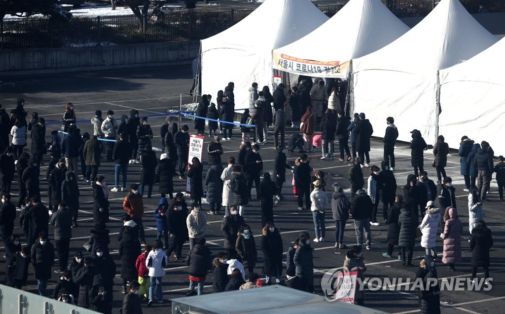 韓国の新規コロナ感染者５３１８人　重症者は３日連続１千人前後