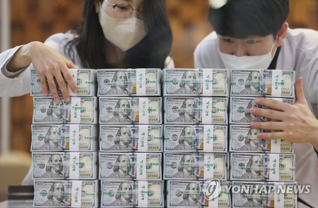 انخفاض احتياطي النقد الأجنبي لكوريا الجنوبية في أبريل للشهر الثاني على التوالي