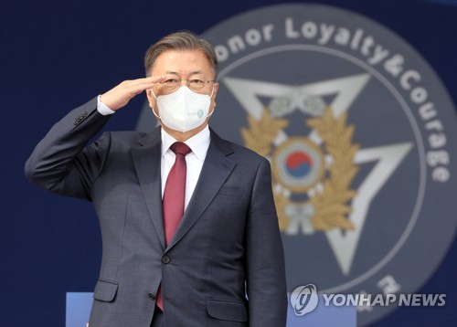 대선 직전인데 목소리 키우는 靑…"선거개입"vs "말년없는 정부"