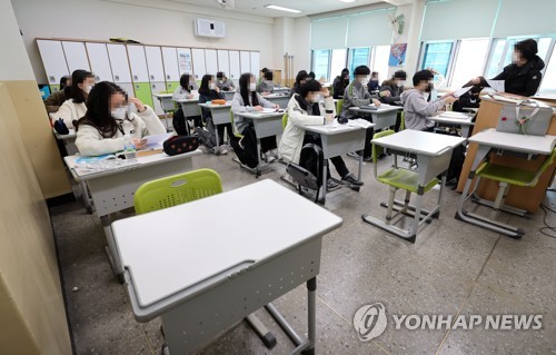 1주간 서울 학생·교직원 약 7만 명 확진