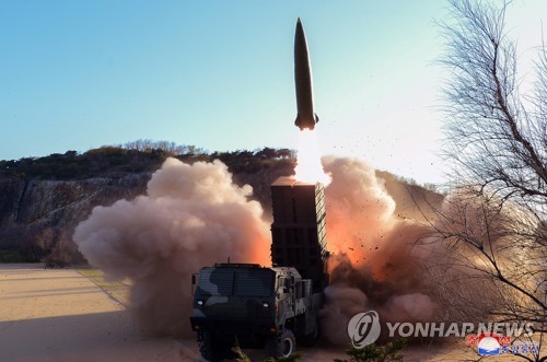 "北 신형 발사체, 전술핵 탑재가능한 수도권 공격용 탄도미사일"
