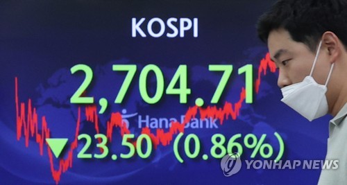 [3高 한국경제] ② 불확실성에 떠는 금융시장…트리플 약세 지속