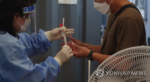 韓国の新規コロナ感染者　１２日連続１万人下回る