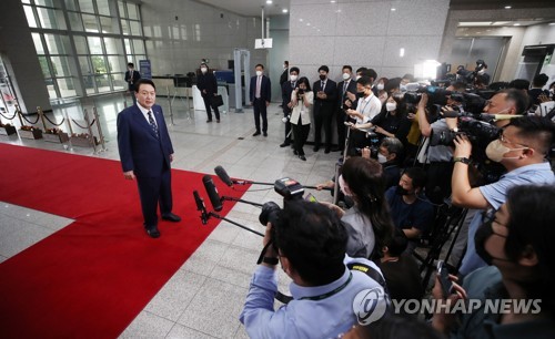 Yoon suggère de divulguer plus d'informations sur la mort d'un officiel des pêches