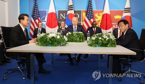 韓米日　約５年ぶりに首脳会談＝対北朝鮮で連携強化を確認