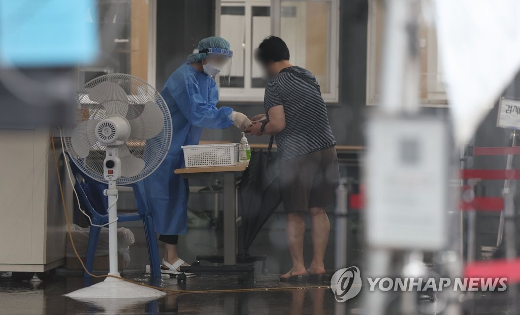 韓国の新規コロナ感染者６２５３人　月曜発表で６週ぶり高水準
