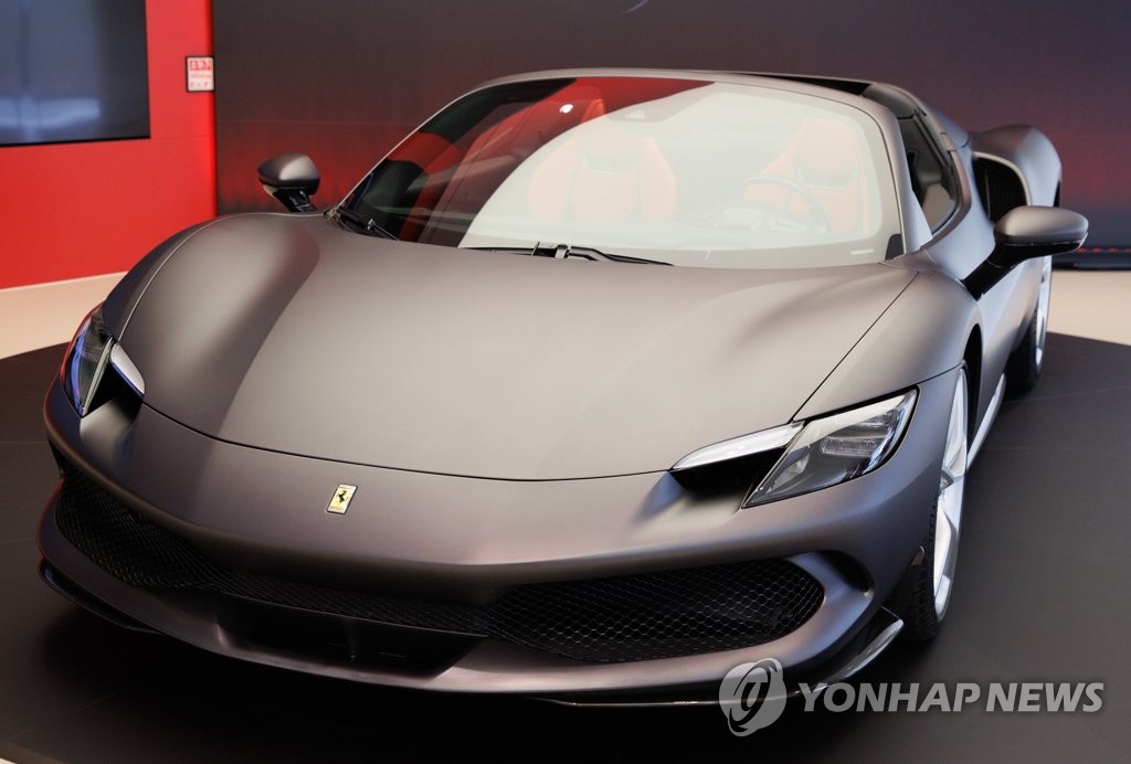 El nuevo convertible de Ferrari debuta en Seúl