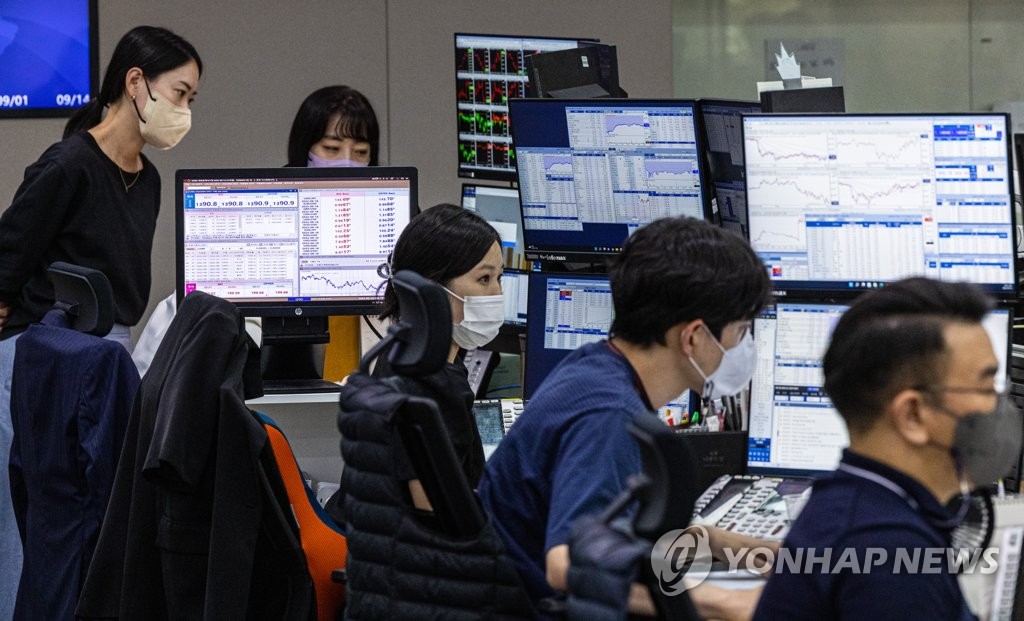 韓国総合株価指数が大幅反落　またも２２００割れ