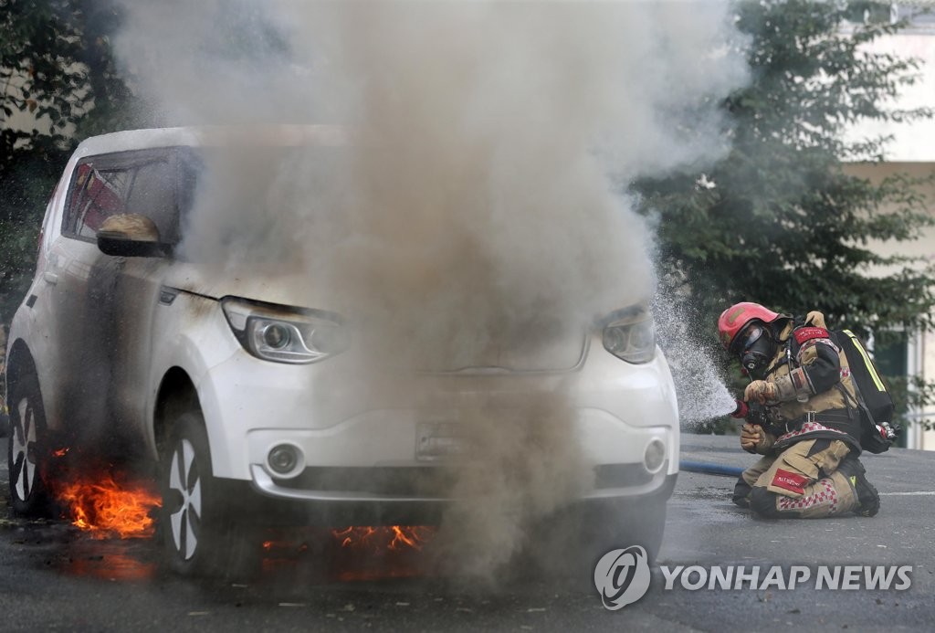'전기차 화재 대응기법 실험'