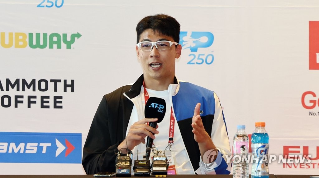 South Korean tennis player Chung Hyeon speaks during a press conference at Olympic Hall inside the Olympic Park in Seoul on Sept. 26, 2022, ahead of the ATP Tour Eugene Korea Open. (Yonhap)
