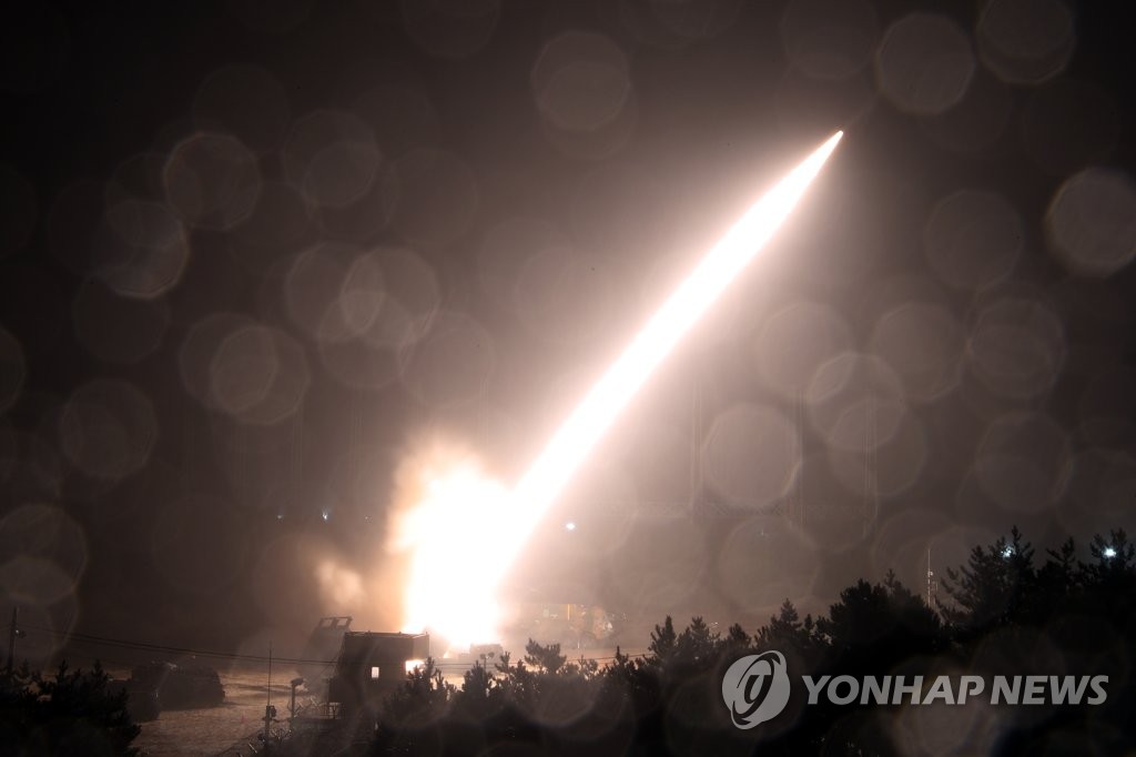한·미, 북 도발 대응 연합 지대지미사일 사격 실시