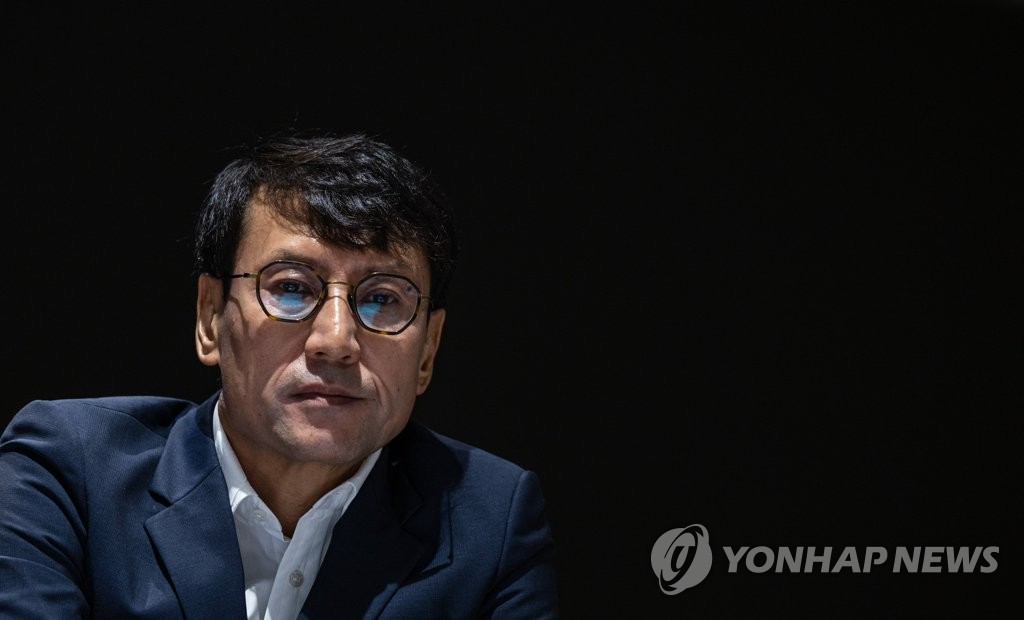 (3rd LD) Kakao's co-CEO resigns over massive service disruption