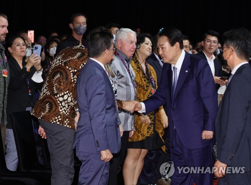 (2e LD) G20 à Bali : Yoon aura un tête-à-tête avec Xi cet après-midi