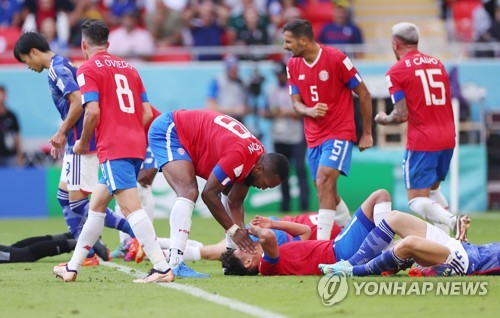  '1차전 참패' 코스타리카, 일본 1-0 꺾고 조별리그 1승