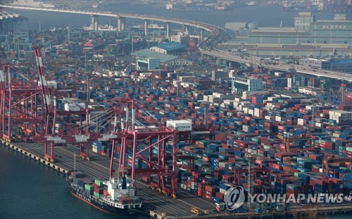 韓国南部の釜山港（資料写真）＝（聯合ニュース）　