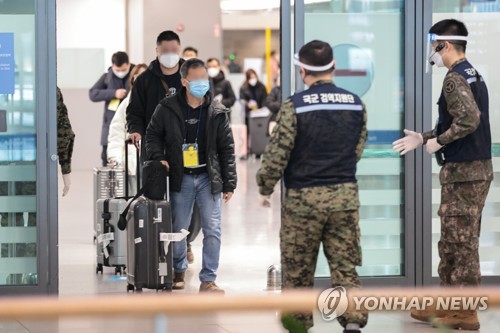 中 한국민 비자중단에 여행·항공업계 비상…"찬물 끼얹는 상황"(종합)