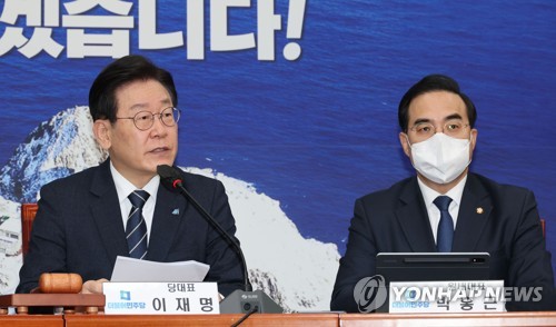 '檢출석 D-2' 이재명, 전북서 1박2일 민생 행보