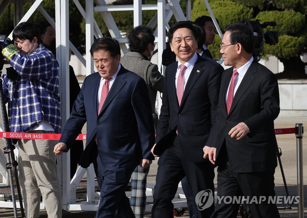 윤 대통령 일본 방문 환송나선 국민의힘 김기현 대표 | 연합뉴스