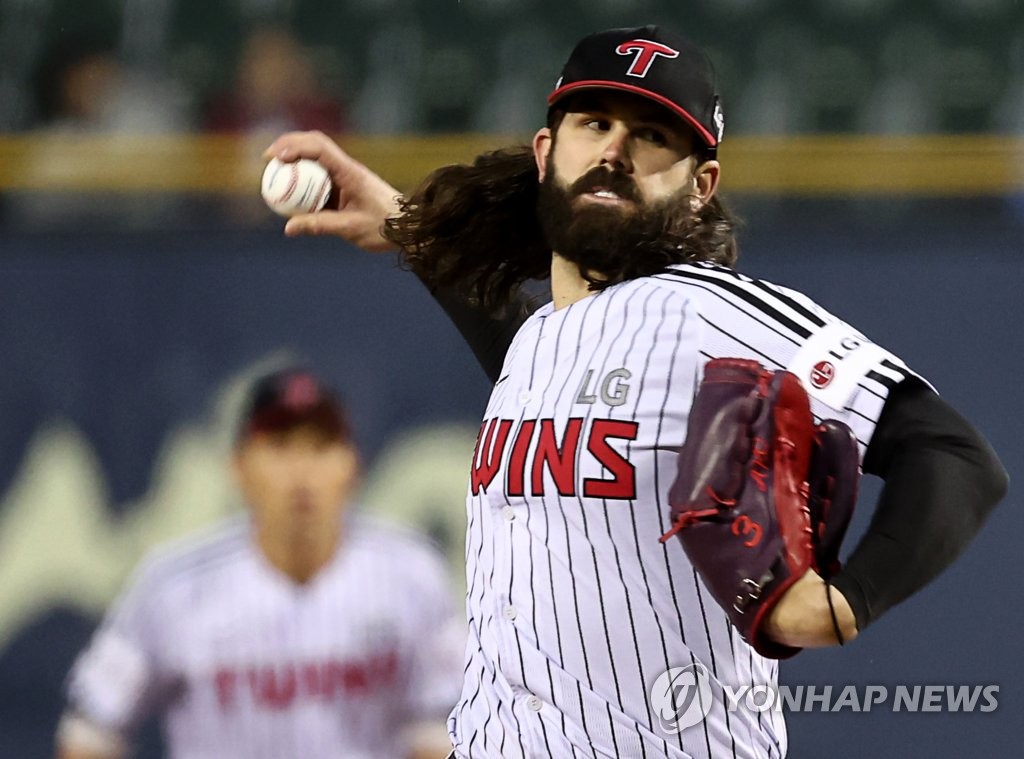 KBO's LG Twins re-sign former first-round pick Casey Kelly