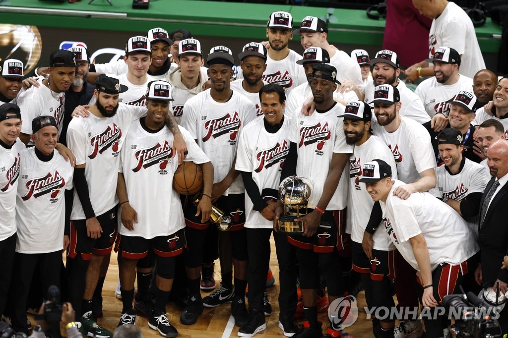 NBA 챔피언결정전 진출한 마이애미 히트 | 연합뉴스