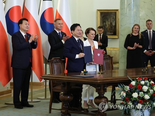 [속보] 尹대통령 "한-폴란드, 우크라 재건에 최적의 파트너"