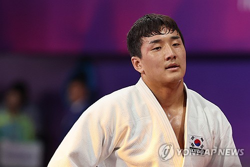 Jeux asiatiques : le Sud-Coréen Lee Joon-hwan remporte l'argent en judo