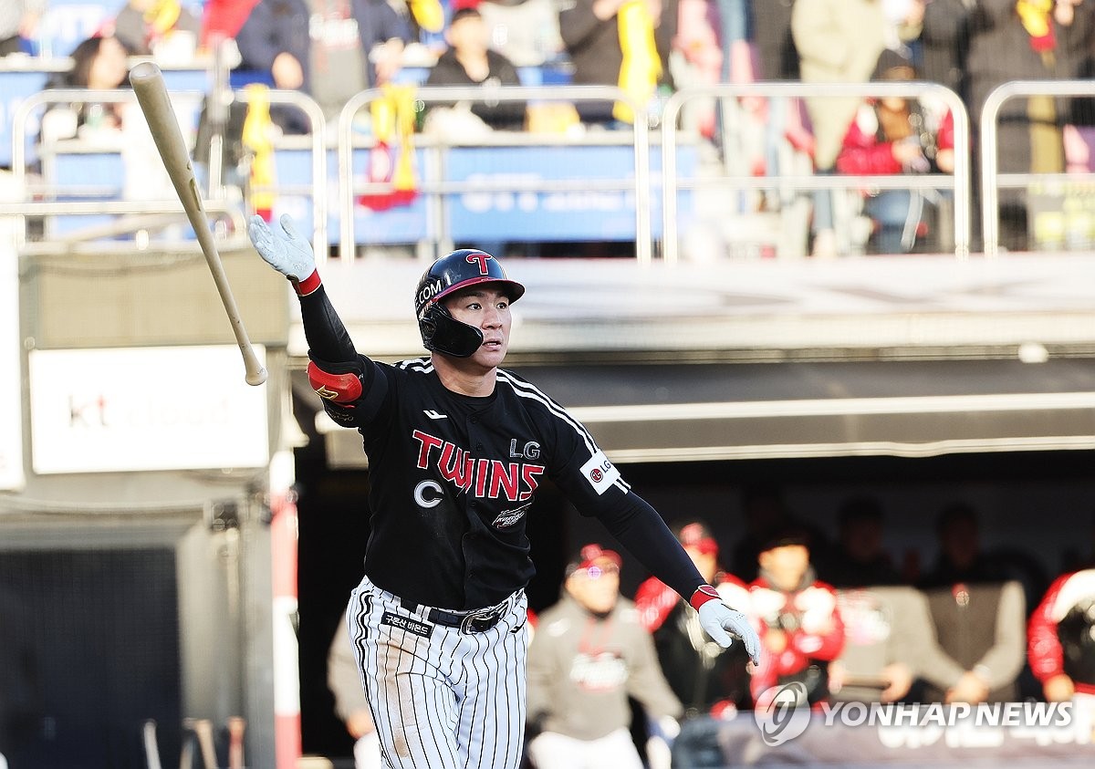 All 10 KBO clubs enjoy upticks in jersey sales in 2023 data