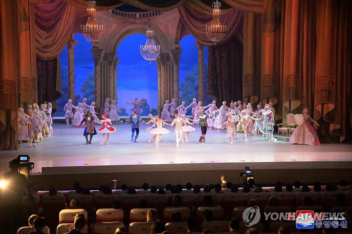 Une compagnie de ballet russe joue «La Belle au bois dormant» à ...