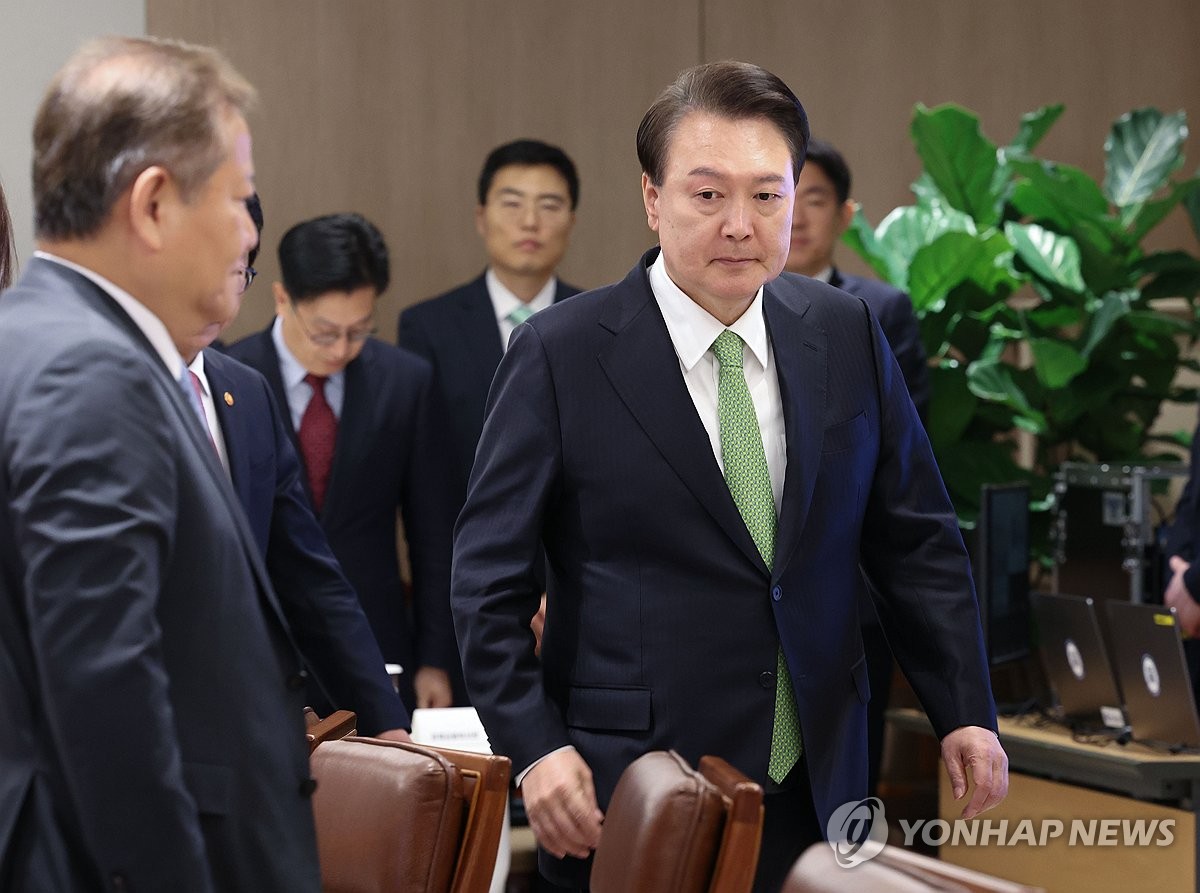 윤석열 대통령, 도시주택공급 점검회의 주재