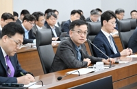 최상목 "중심 잡고 과제추진…국민·언론·입법부와 소통"