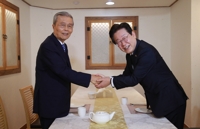 이재명, 김종인과 오찬 회동…외연확장 행보 주목