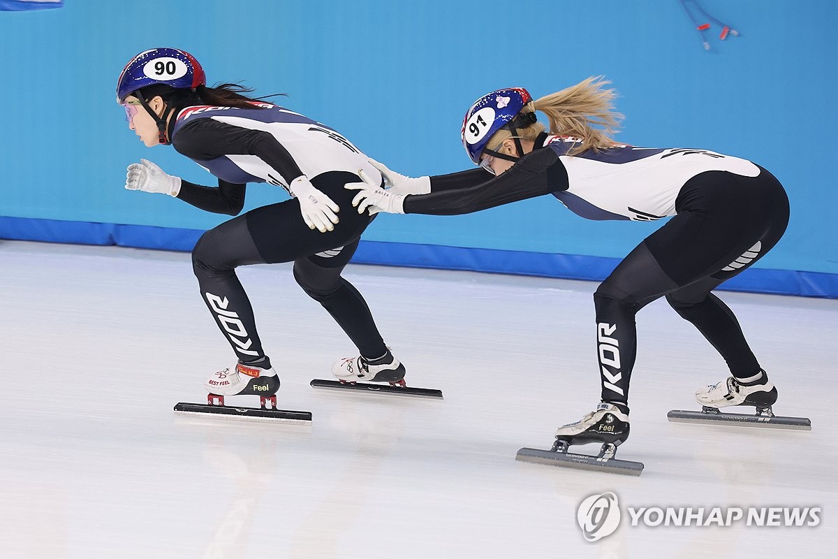 계주 훈련하는 대표팀 선수들