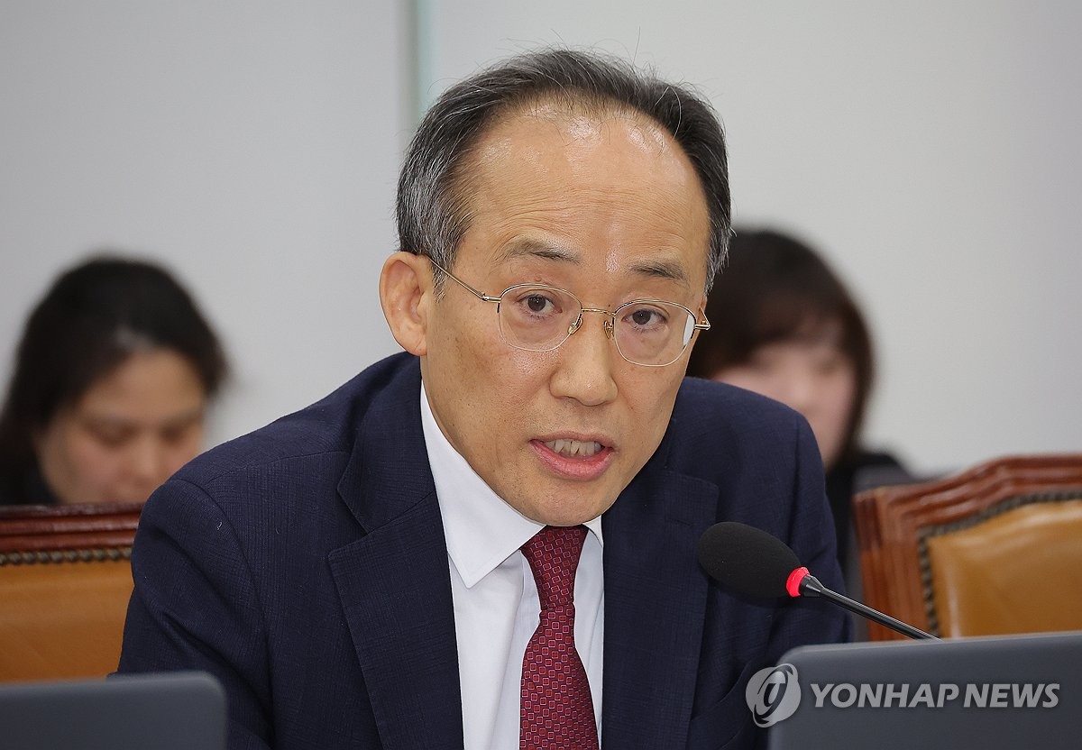 추경호 "계엄 당일 尹과 통화 직후 의총장소 국회로 변경"