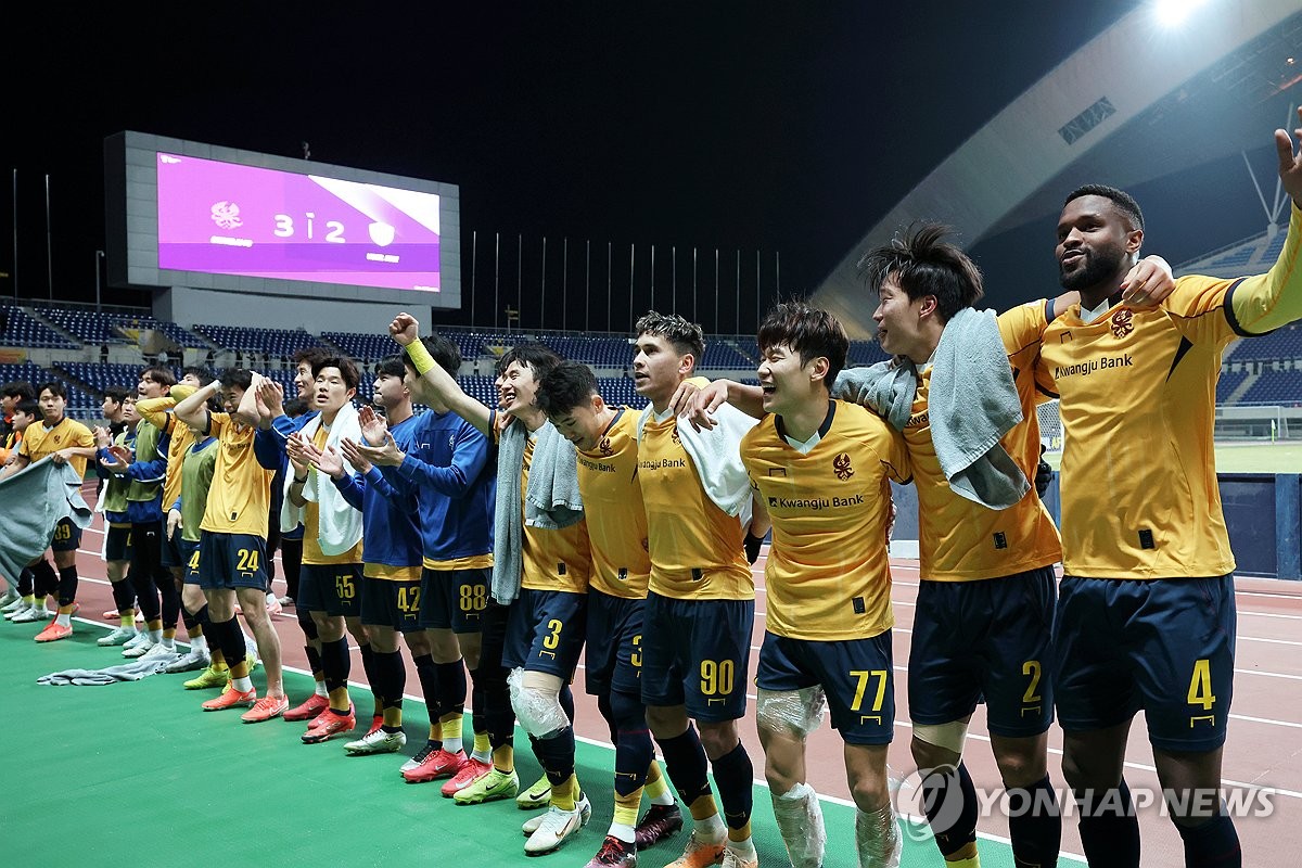 KFA·프로연맹, FIFA 광주 징계에 무책임한 침묵…구단 