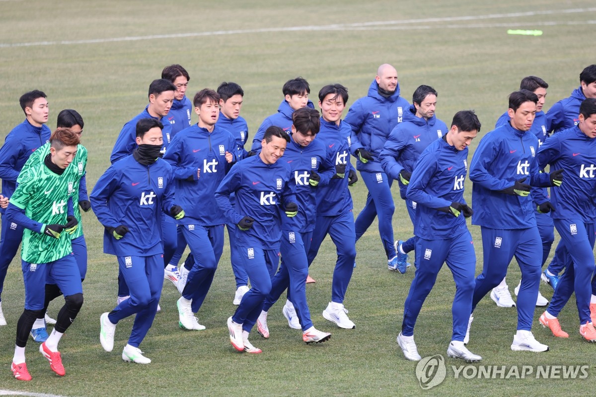 축구 대표팀 첫 훈련 시작