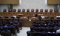'李 무죄판결' 정면 파기한 대법…"일반인 관점으로 해석해야"