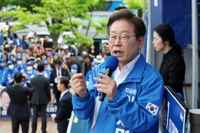 이재명 "전기요금 장기적으로 올릴 수밖에…당장 손대긴 어려워"