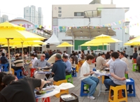 축제로 물드는 동해의 주말…"오삼불고기 먹고 달리기하고"