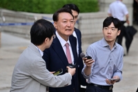 다가오는 특검…경찰, 尹 3차 소환시도 후 신병확보 나서나