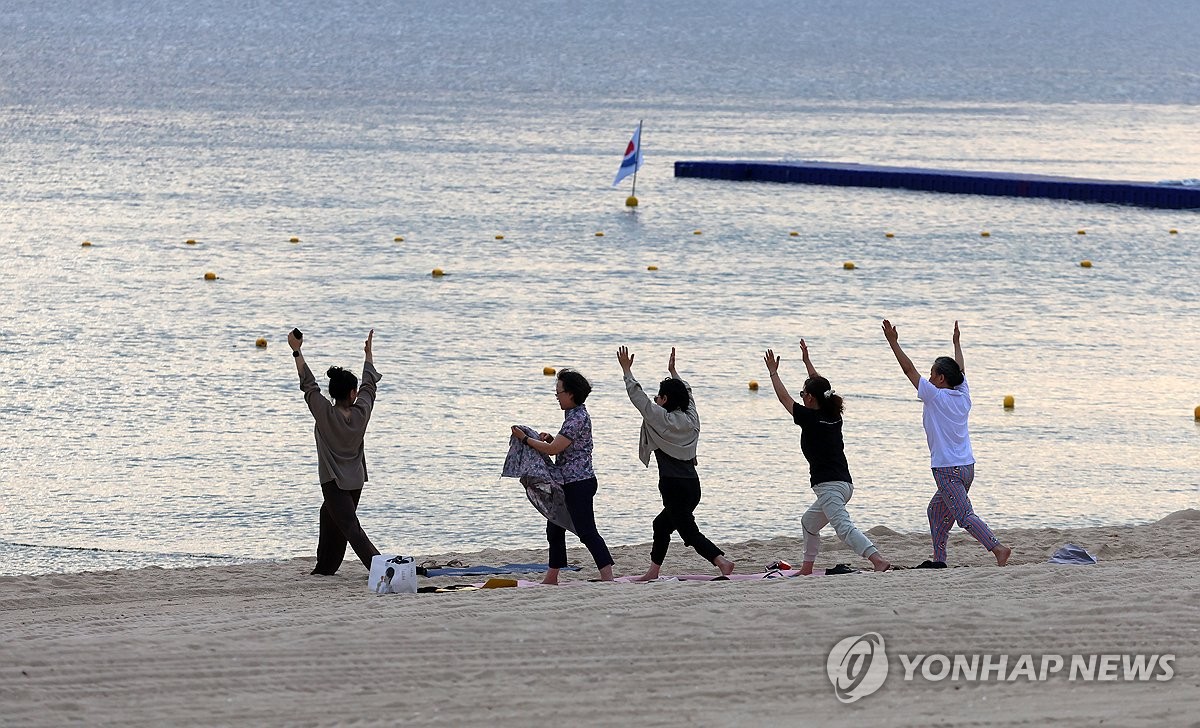 강릉 밤 최저 30.3도 '초열대야'…숨 막히는 무더위…