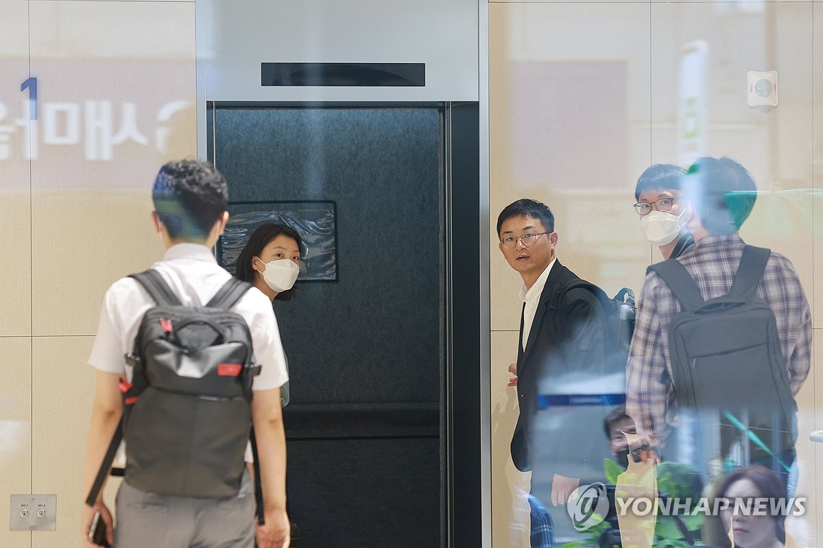 [속보] 김건희 특검팀 "삼부토건, 피의자 주거지 등 13곳 압수수색"