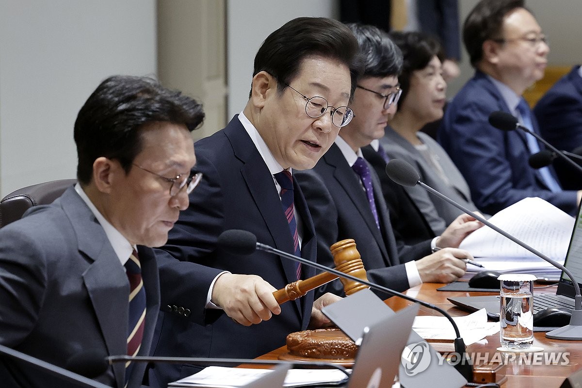李대통령, 주말에 국무회의 열어 추경 의결…"최대한 신…
