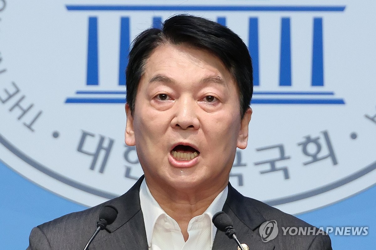 국힘 혁신위 출발도 전에 좌초…인적쇄신 갈등에 安 전격사퇴