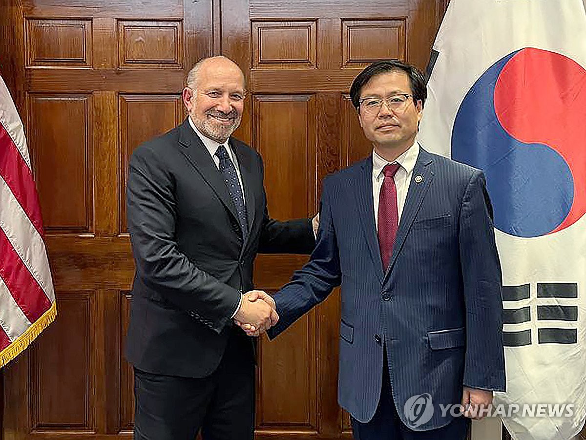 S. Korean minister asks for reduced U.S. tariffs in meeting with Lutnick