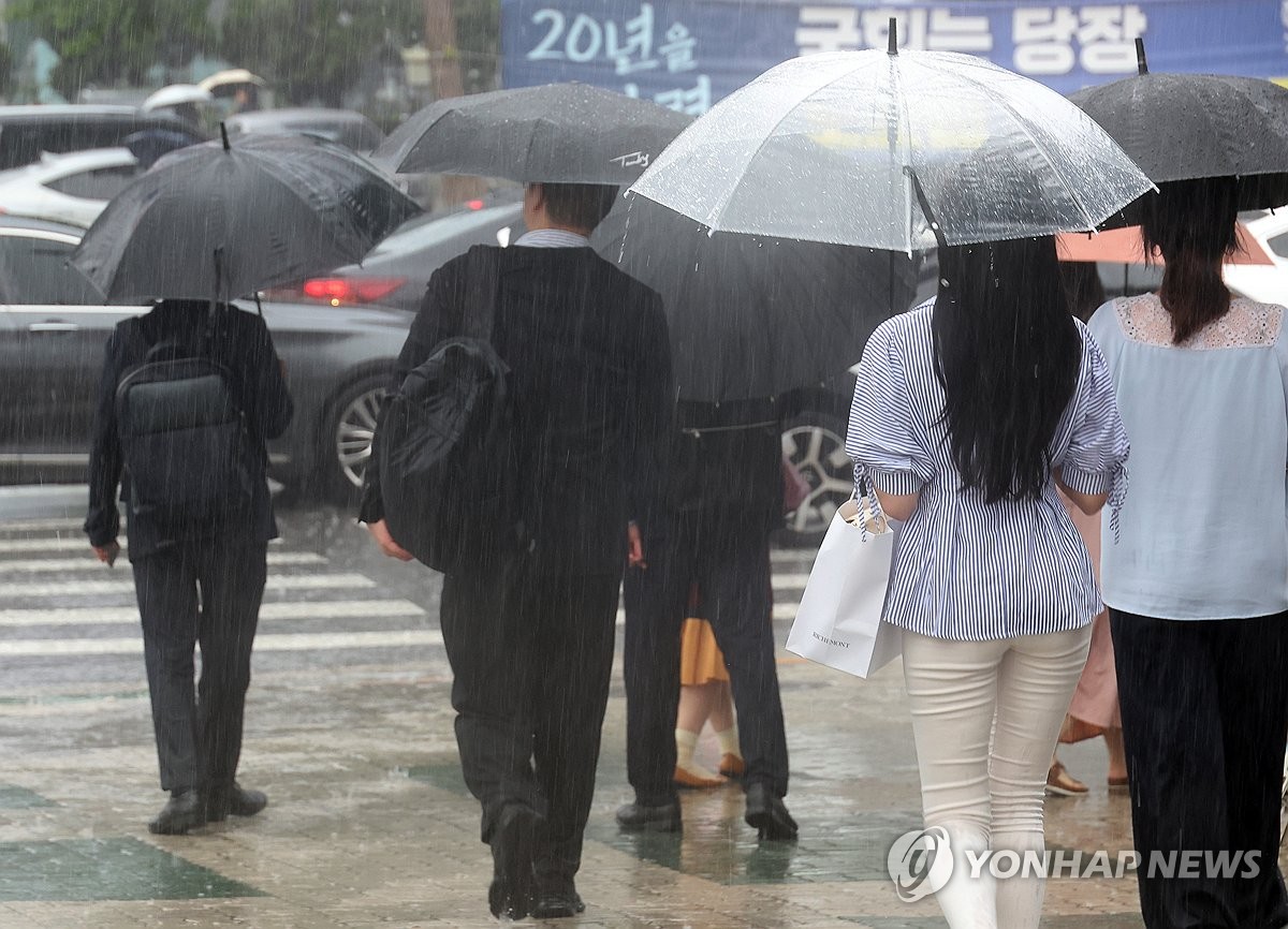 내일부터 '강하고 많은 비'…수도권·충청 이틀간 50∼…