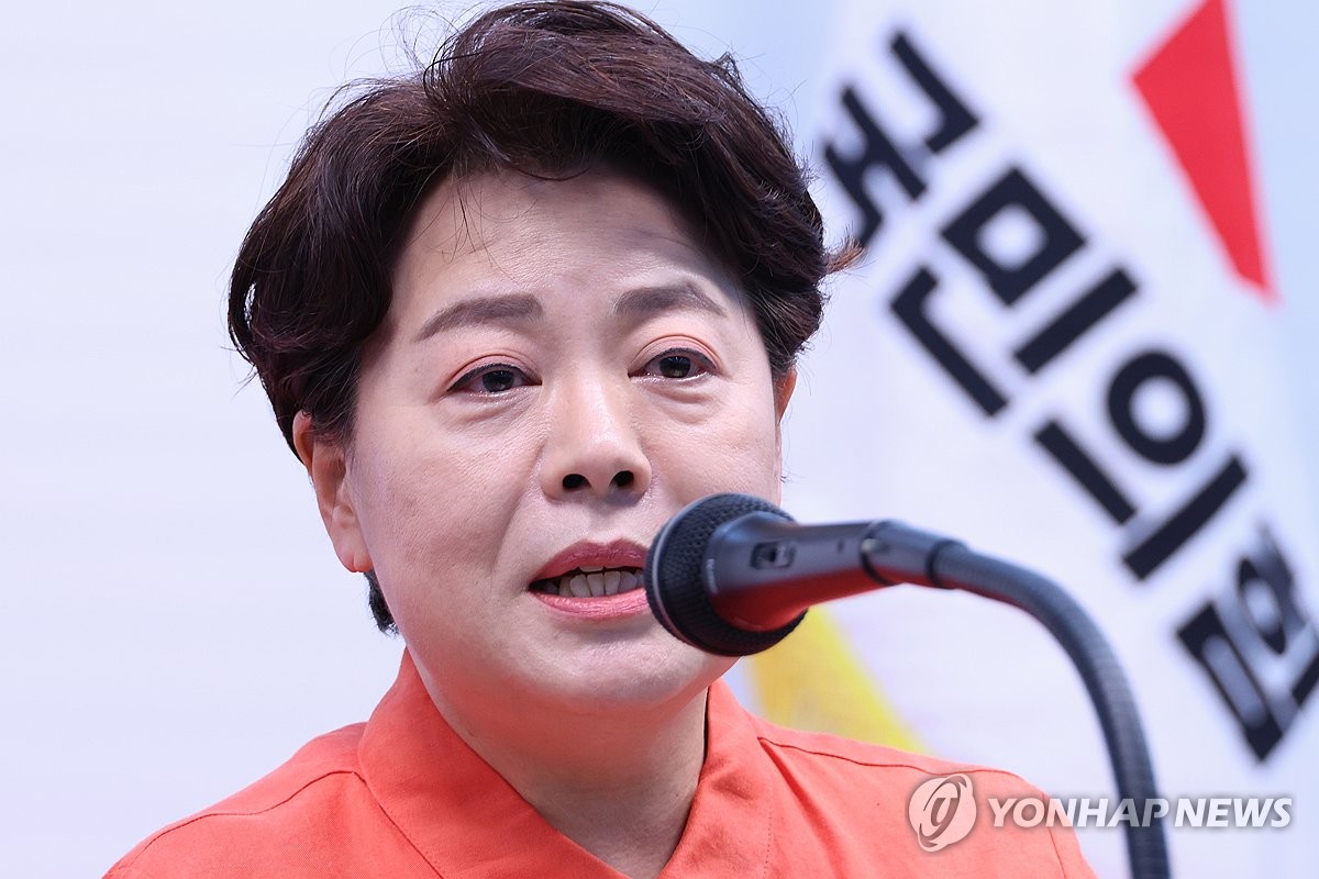 국민의힘 혁신위원장 "중진들 희생 절실"…인적쇄신 거듭 촉구