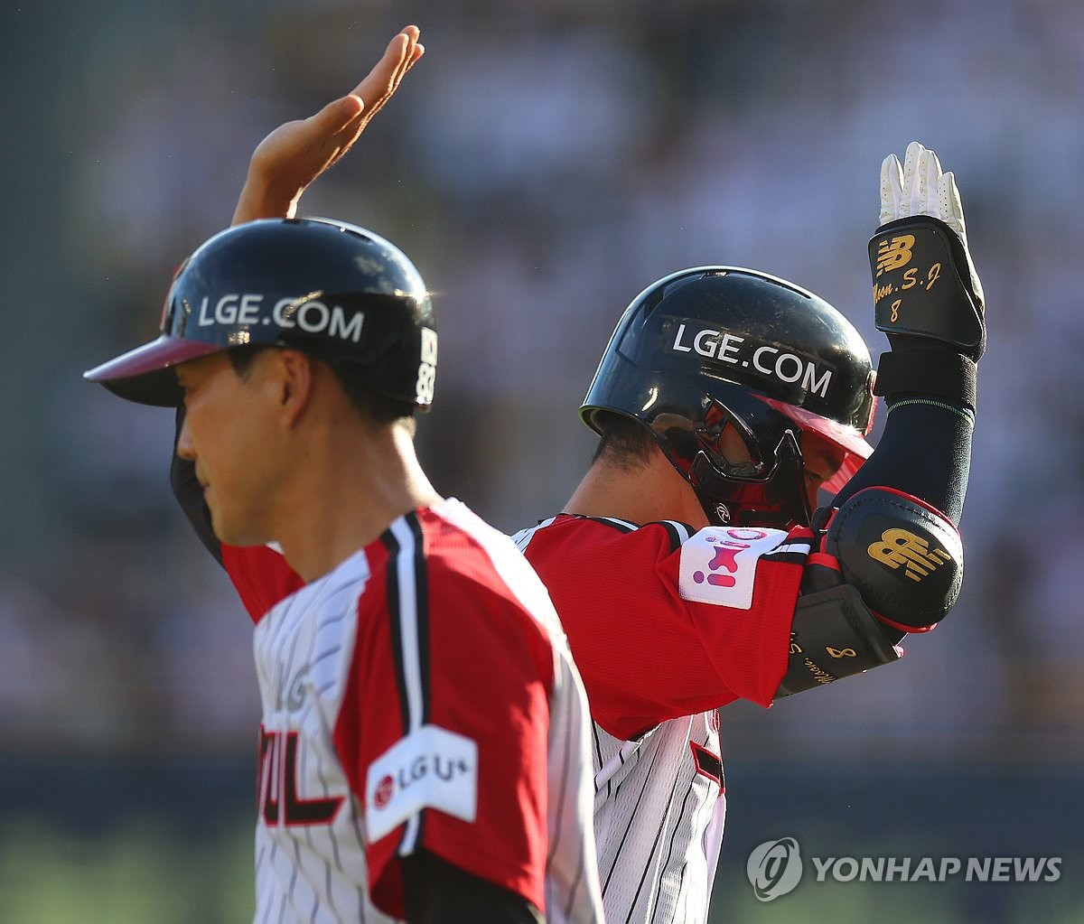 동점 홈런 주인공 문성주