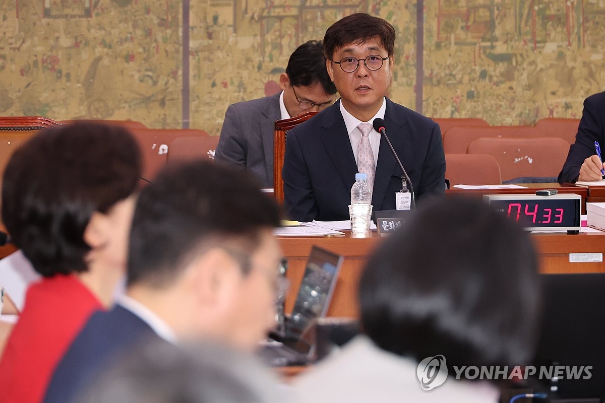 최휘영 "딸, 네이버 자회사에 정해진 절차 따라 취업"