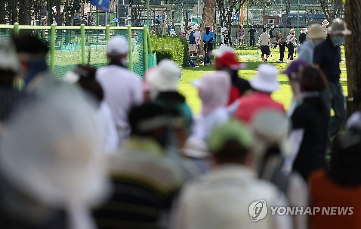 폭염에 더 뜨거운 파크골프 열기